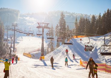 Sezon narciarski 2021: Gdzie można szusować, a gdzie już wkrótce będzie to możliwe?
