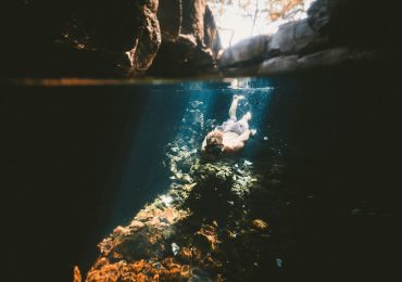 Nurkowanie jaskiniowe – podwodna przygoda dla żądnych przygód